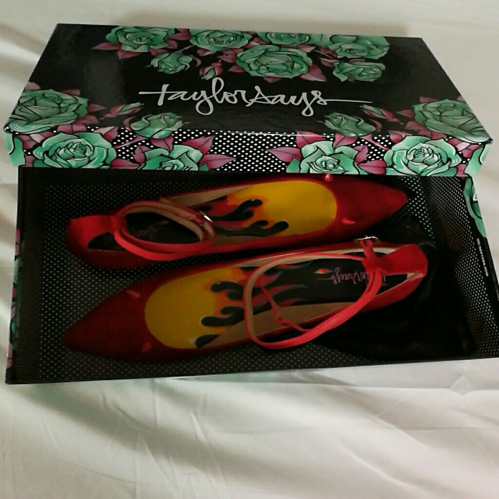 Devil shoes